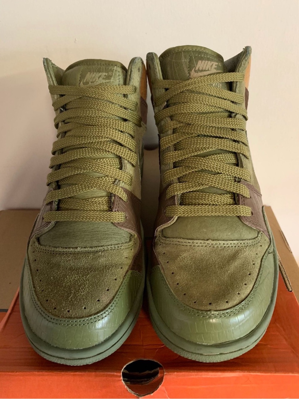 Nike Men’s Olive/Tan High-Top Sneakers